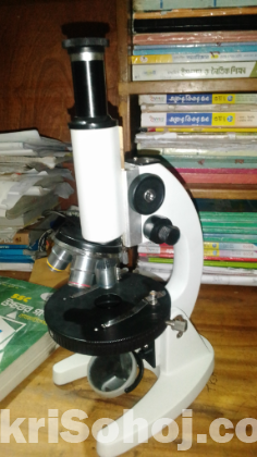 Microscope